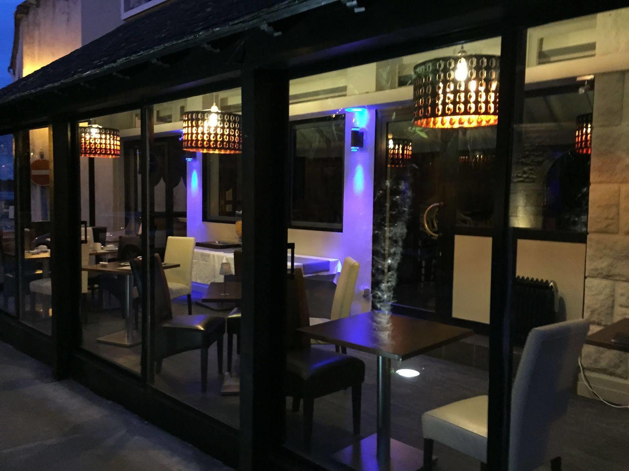 Hotel Restaurant La Voile - Le Dock'Er Locmariaquer Ngoại thất bức ảnh